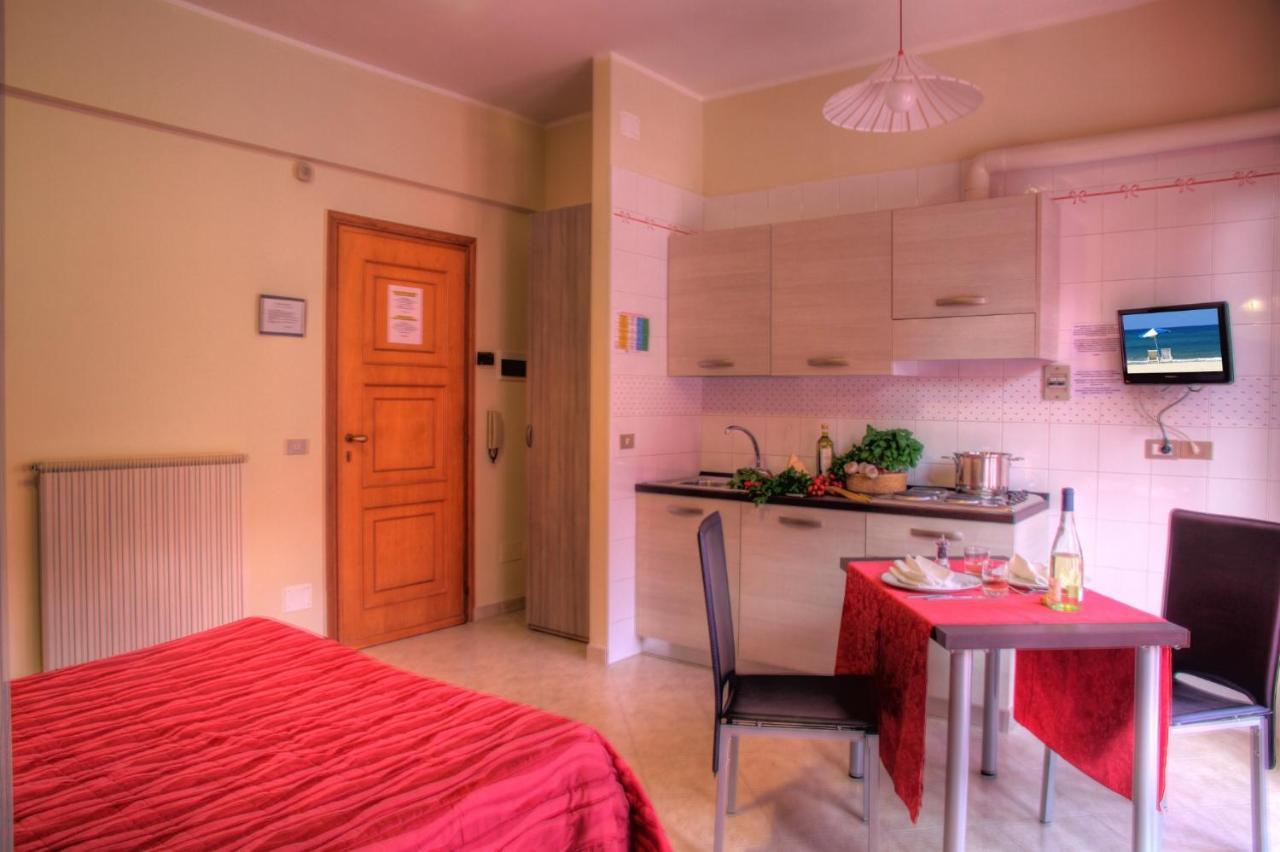 Residence Bellevue Apartments Pietra Ligure Zewnętrze zdjęcie