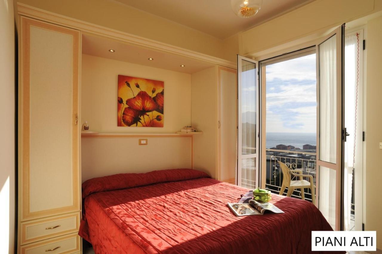 Residence Bellevue Apartments Pietra Ligure Zewnętrze zdjęcie