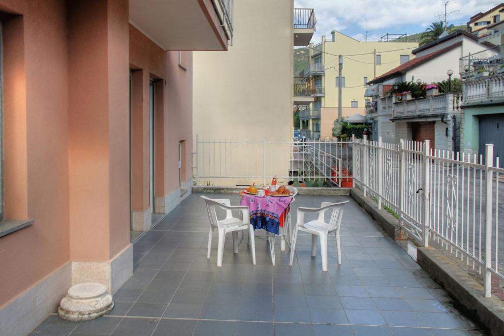 Residence Bellevue Apartments Pietra Ligure Pokój zdjęcie